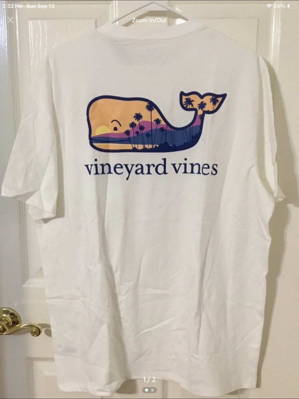 Vineyard Vines Palm Tree Scenic Whale White Short Sleeve Tee
Large
